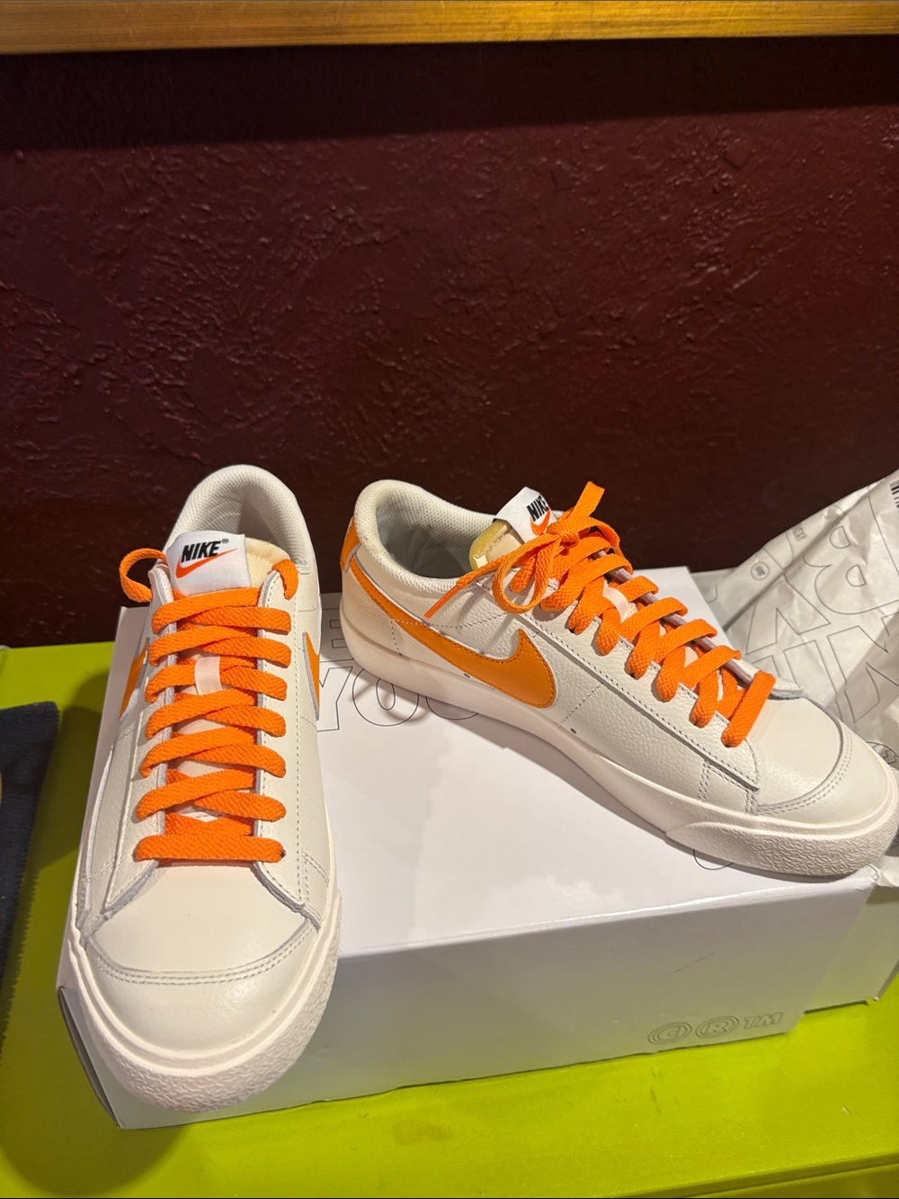 Nike Men’s Low-Top Sneakers White with Orange Swoosh